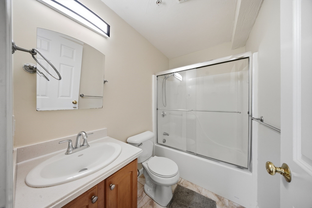 140 Commonwealth Ave # 7