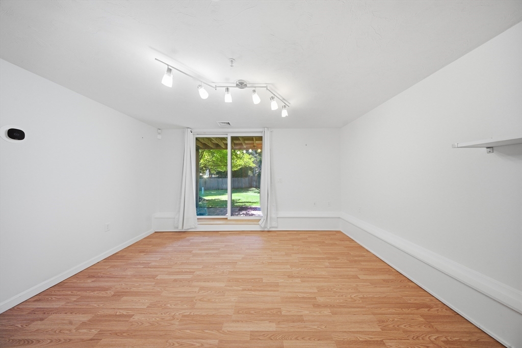 140 Commonwealth Ave # 7