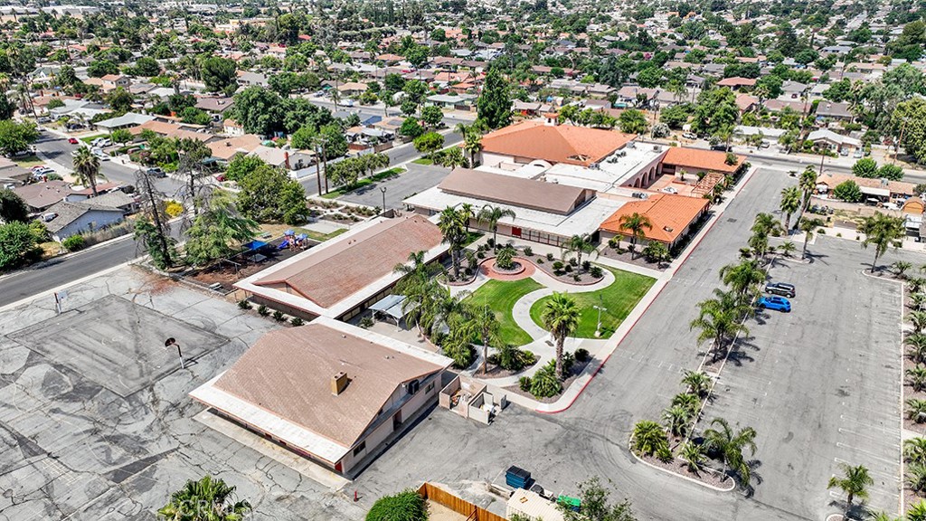 600 E Mayberry Avenue