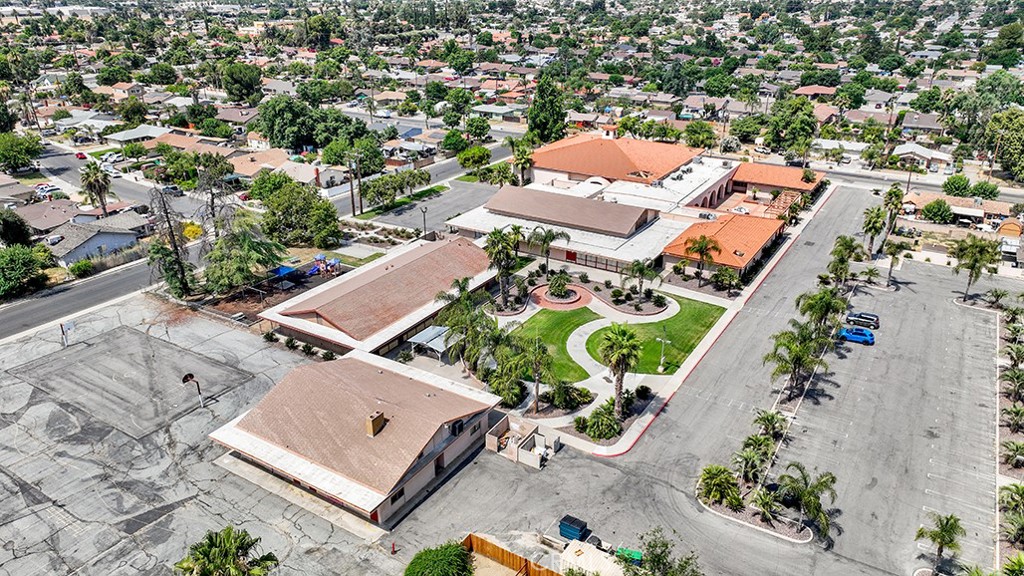 600 E Mayberry Avenue