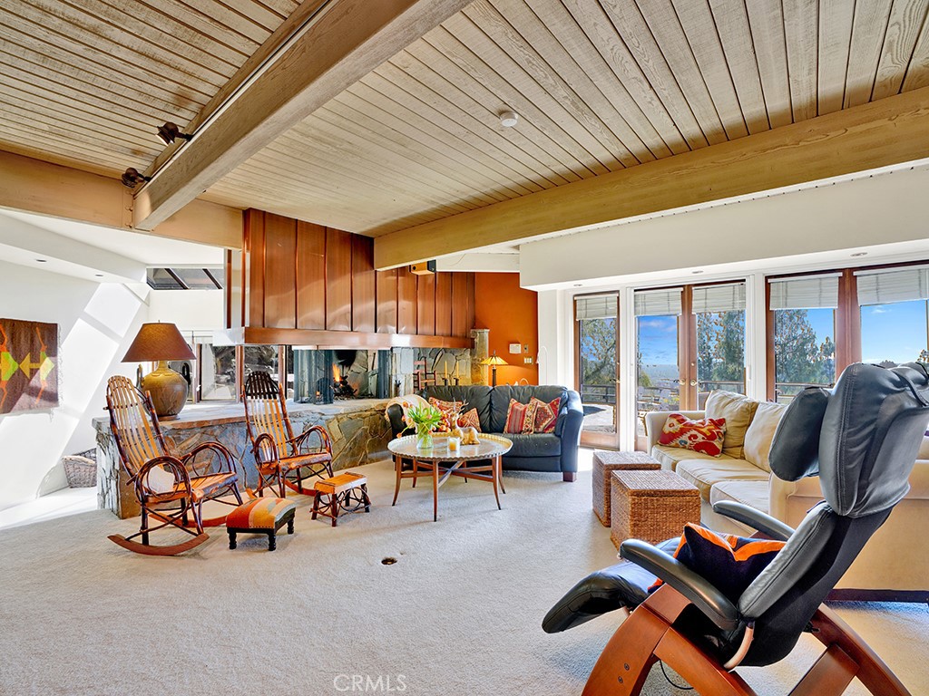 10841 Hideaway Drive