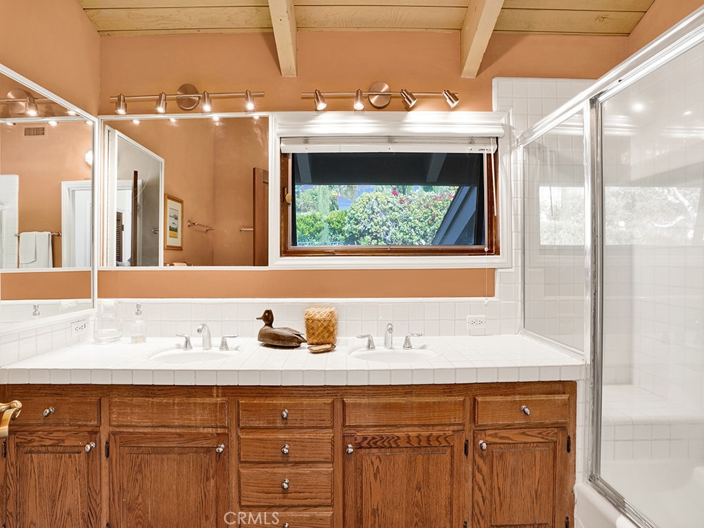 10841 Hideaway Drive