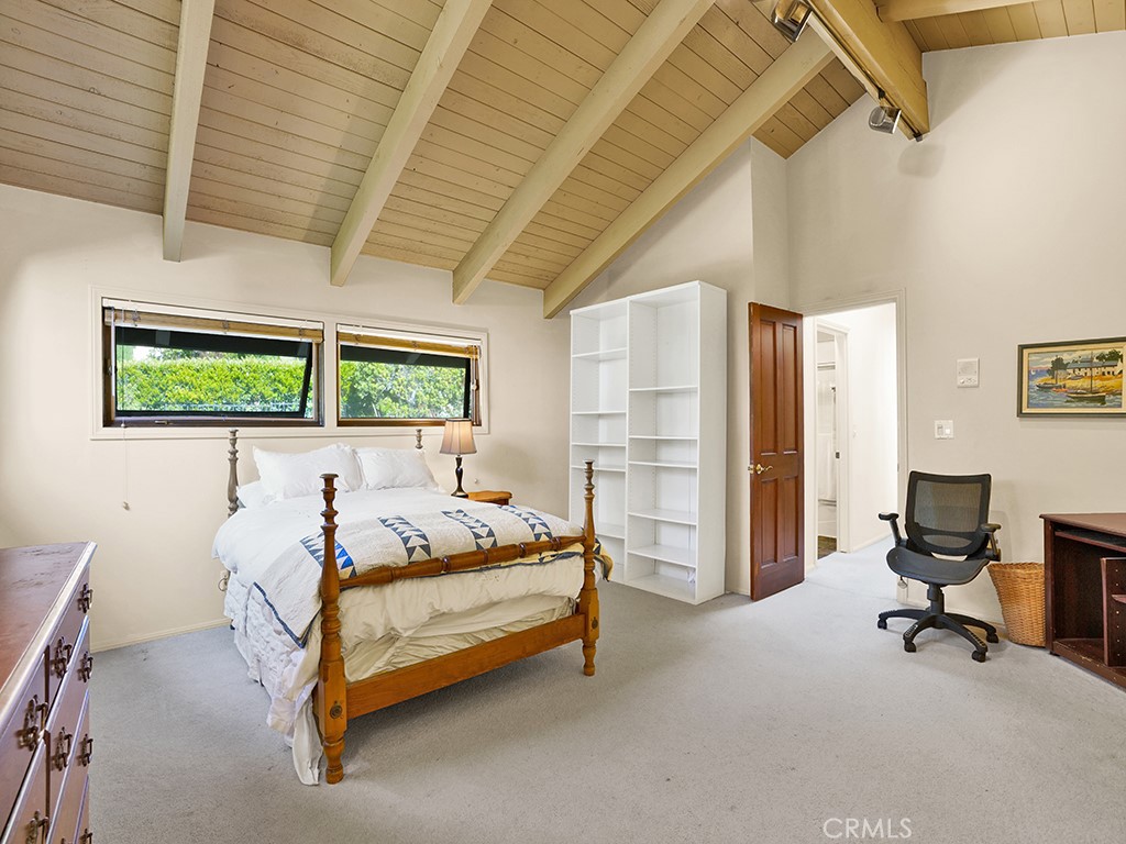 10841 Hideaway