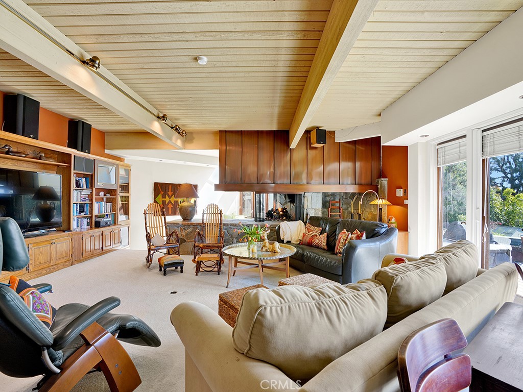 10841 Hideaway