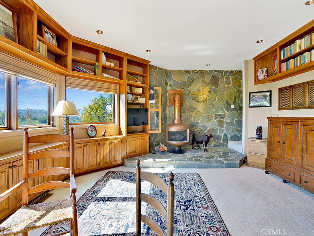 10841 Hideaway