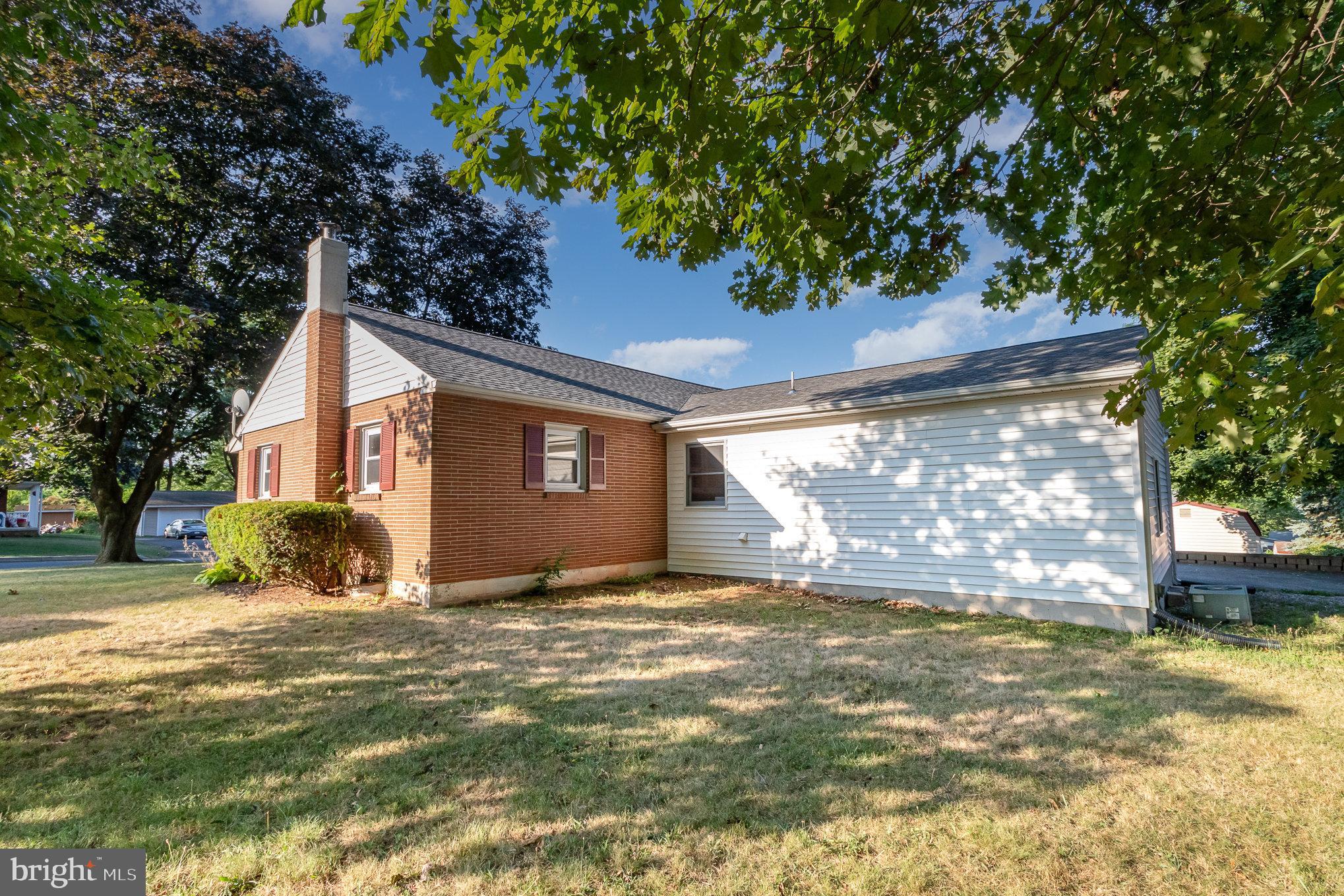 565 HAMPDEN ROAD