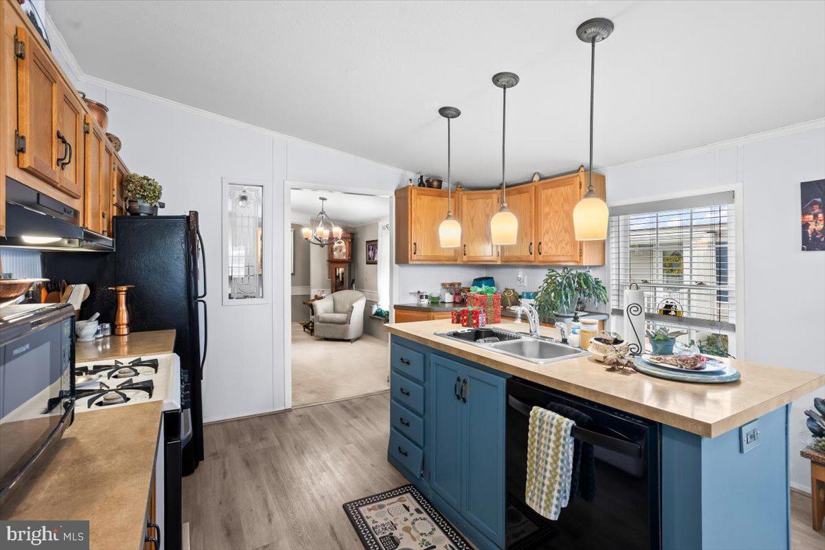 360 W SPRUCE STREET