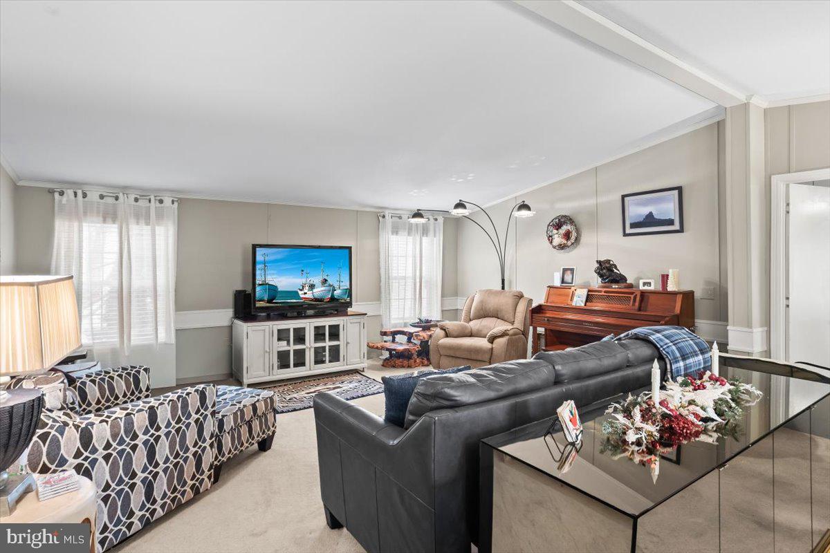 360 W SPRUCE STREET