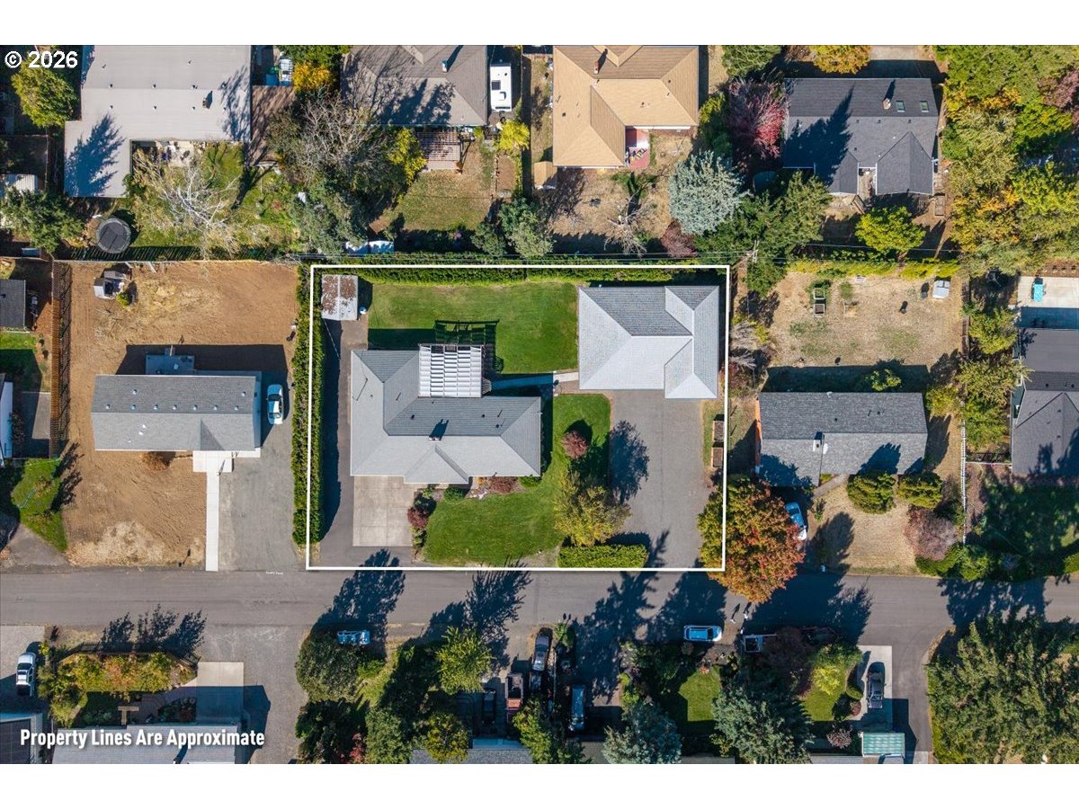 3644 Holly DR