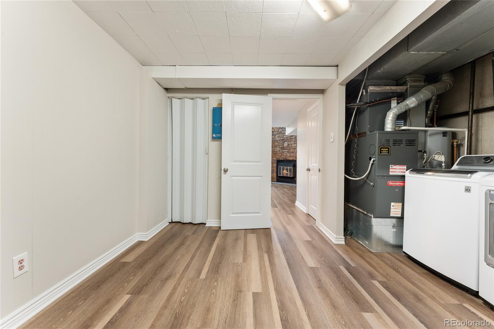 9982 W Cornell Place