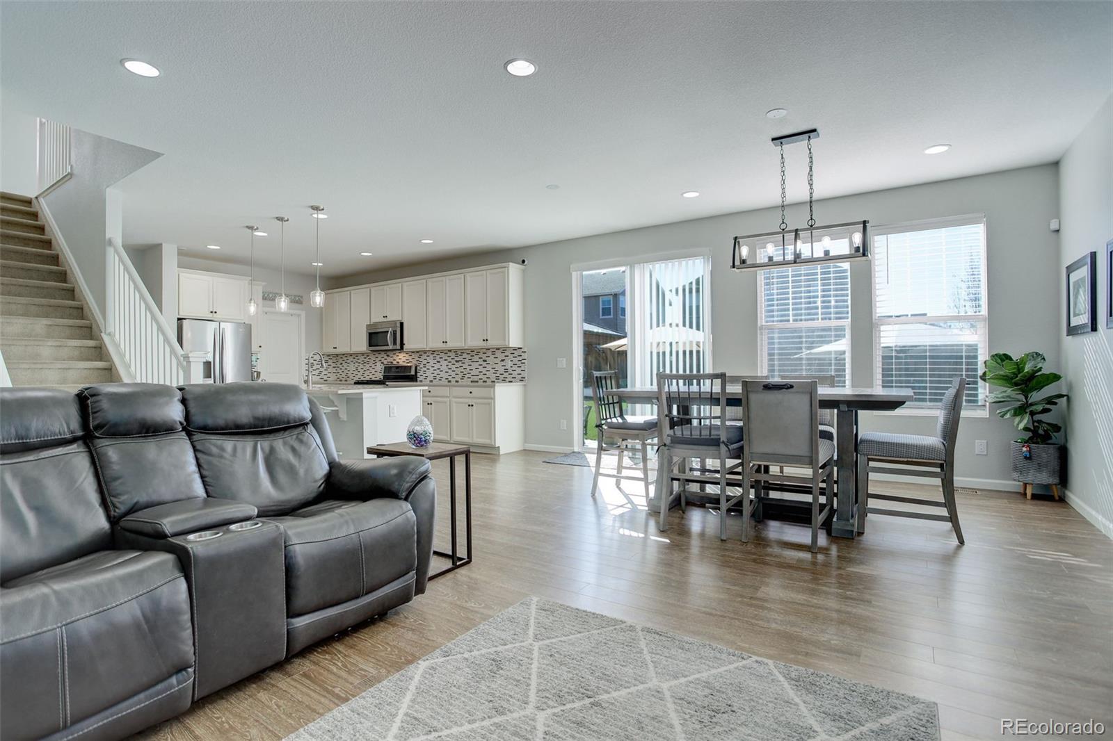 15683 Elizabeth Street