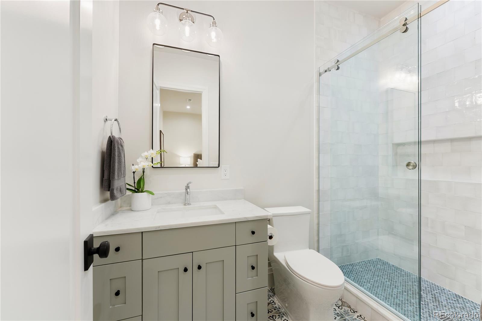 2515 S Milwaukee Street