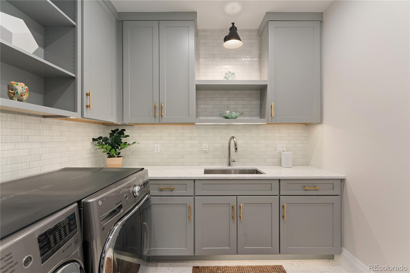 2515 S Milwaukee Street