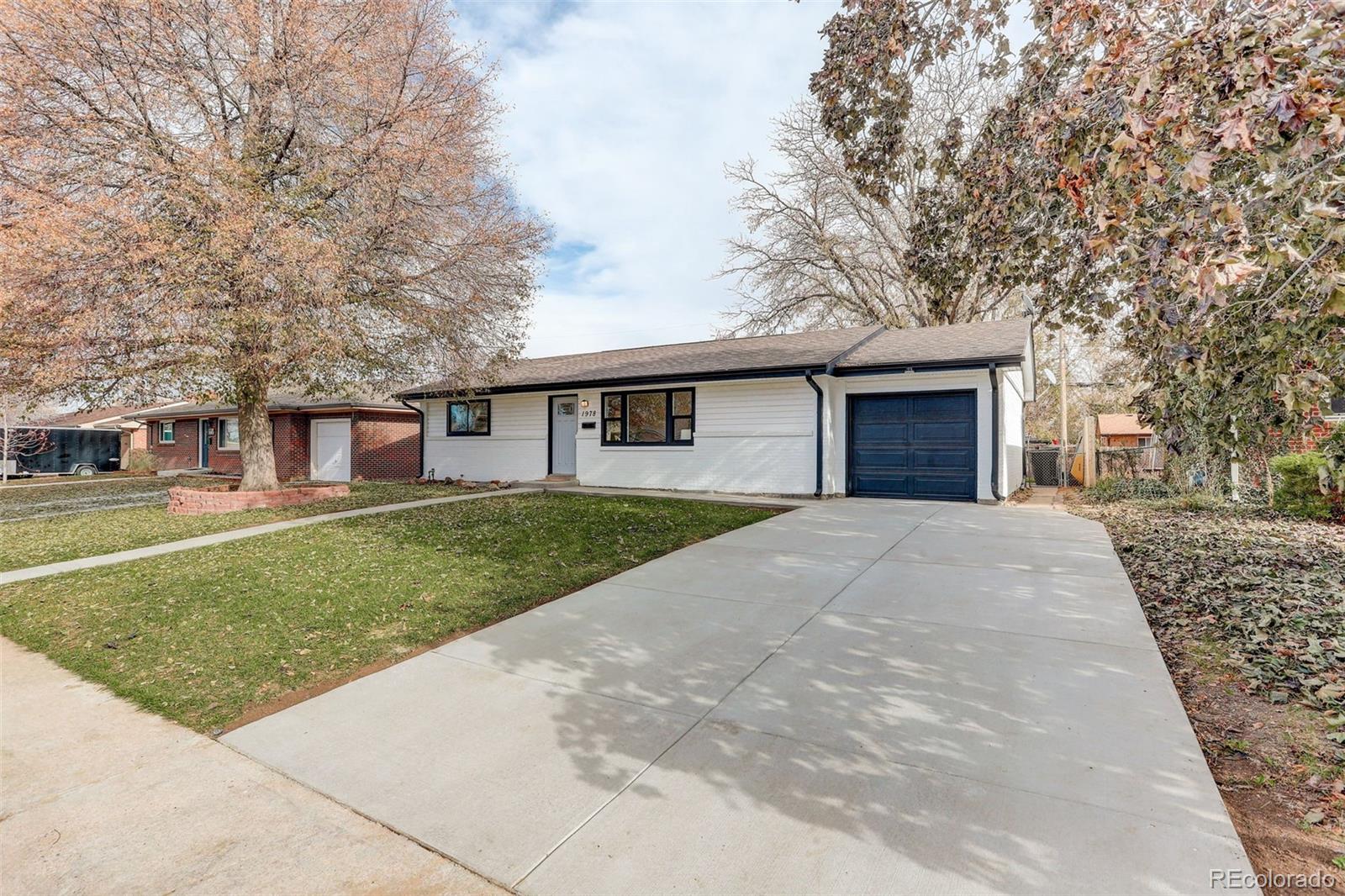 1978 S Raleigh Street