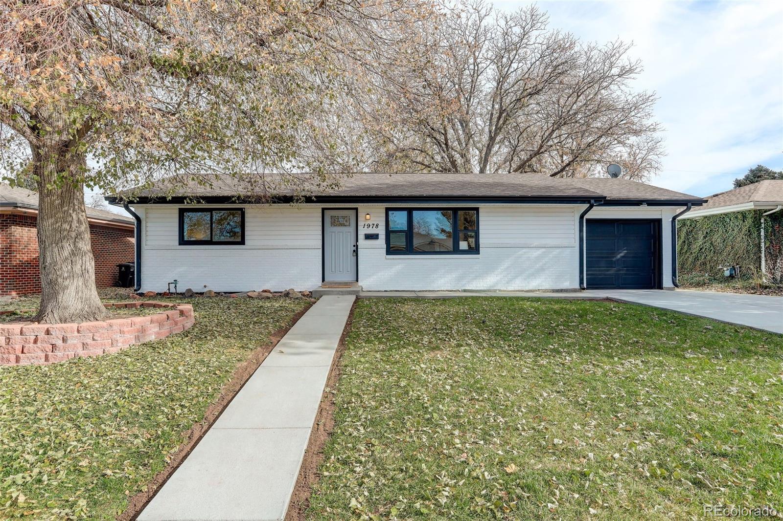 1978 S Raleigh Street