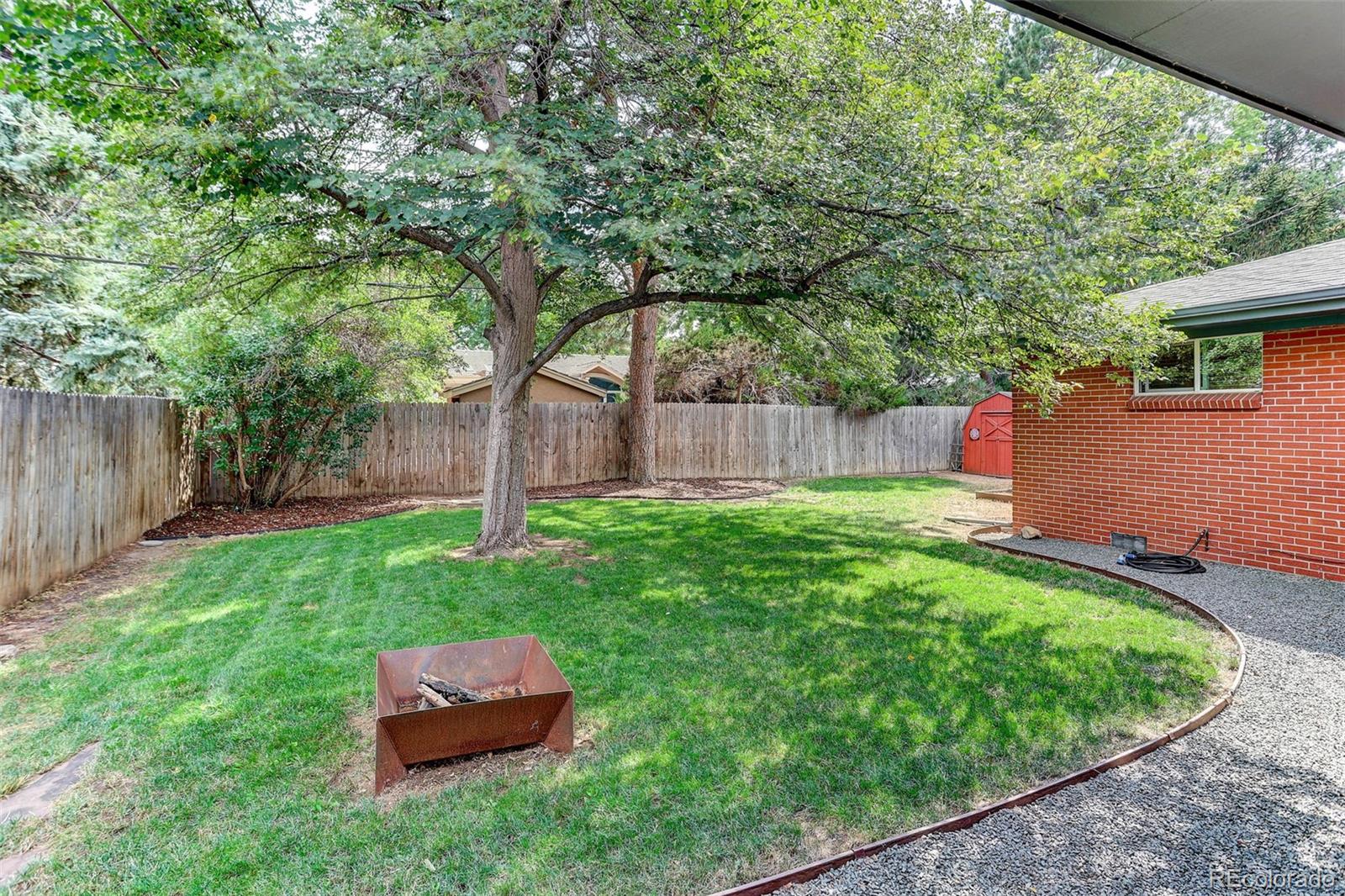 2140 E Columbia Place