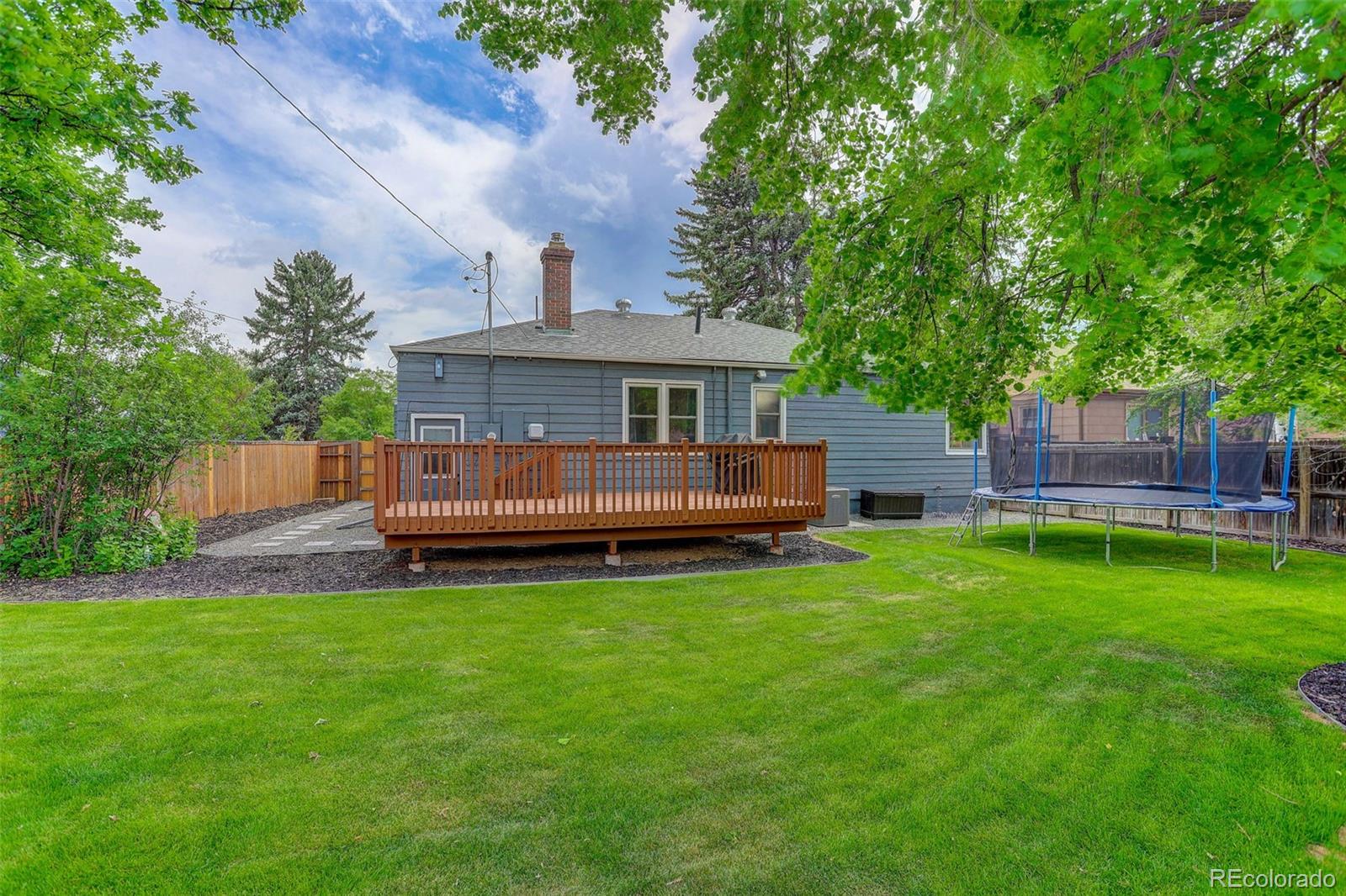 2732 S Downing Circle