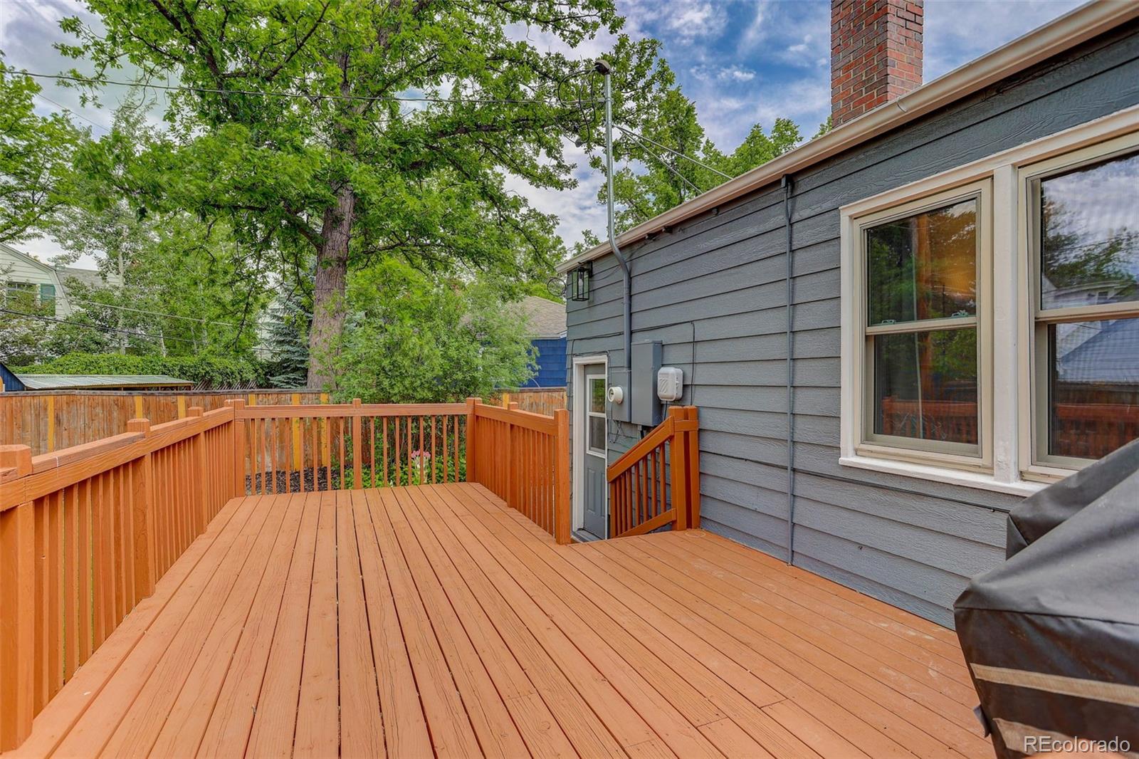 2732 S Downing Circle