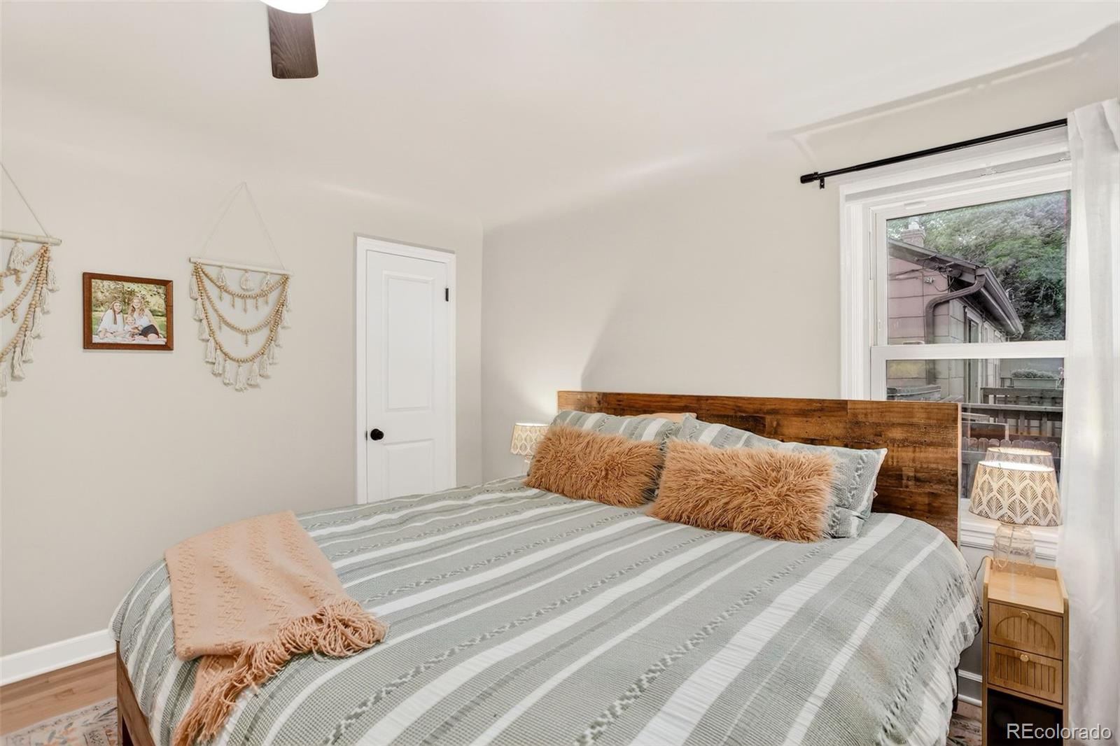 2732 S Downing Circle