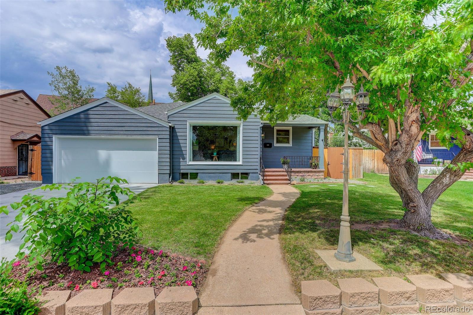 2732 S Downing Circle