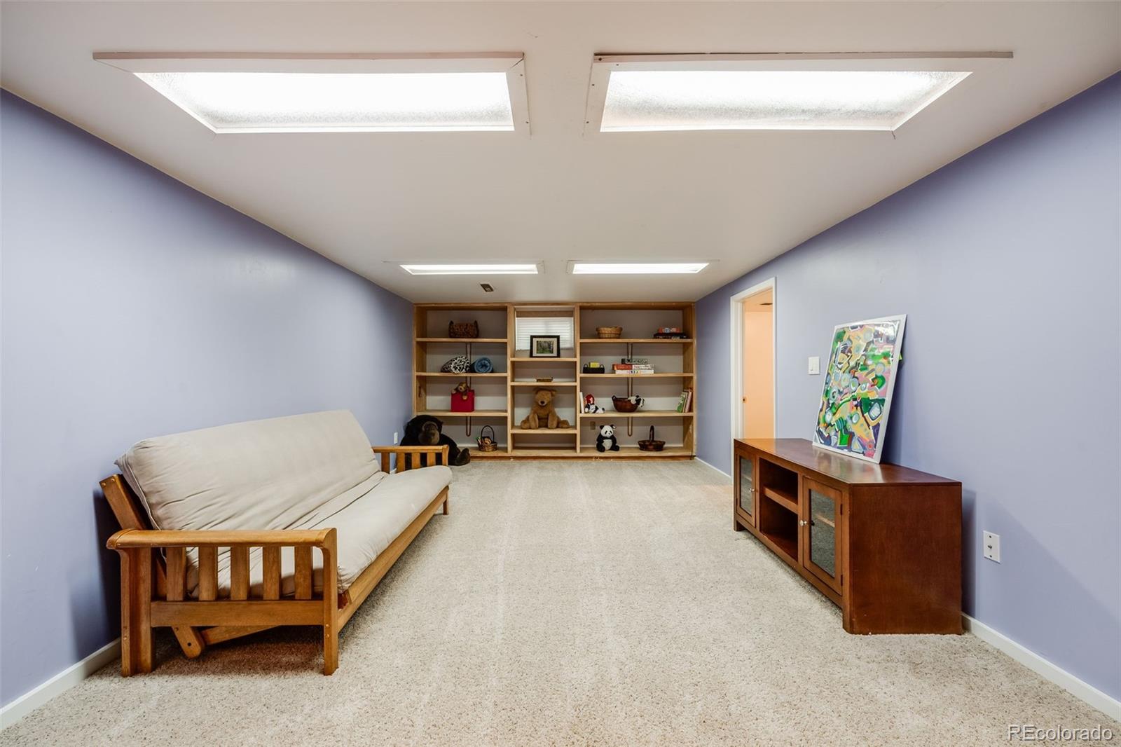 6323 W Rowland Circle