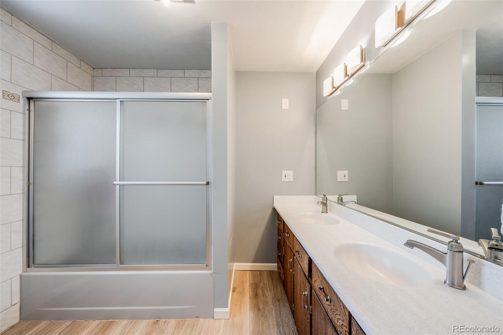 6323 W Rowland Circle