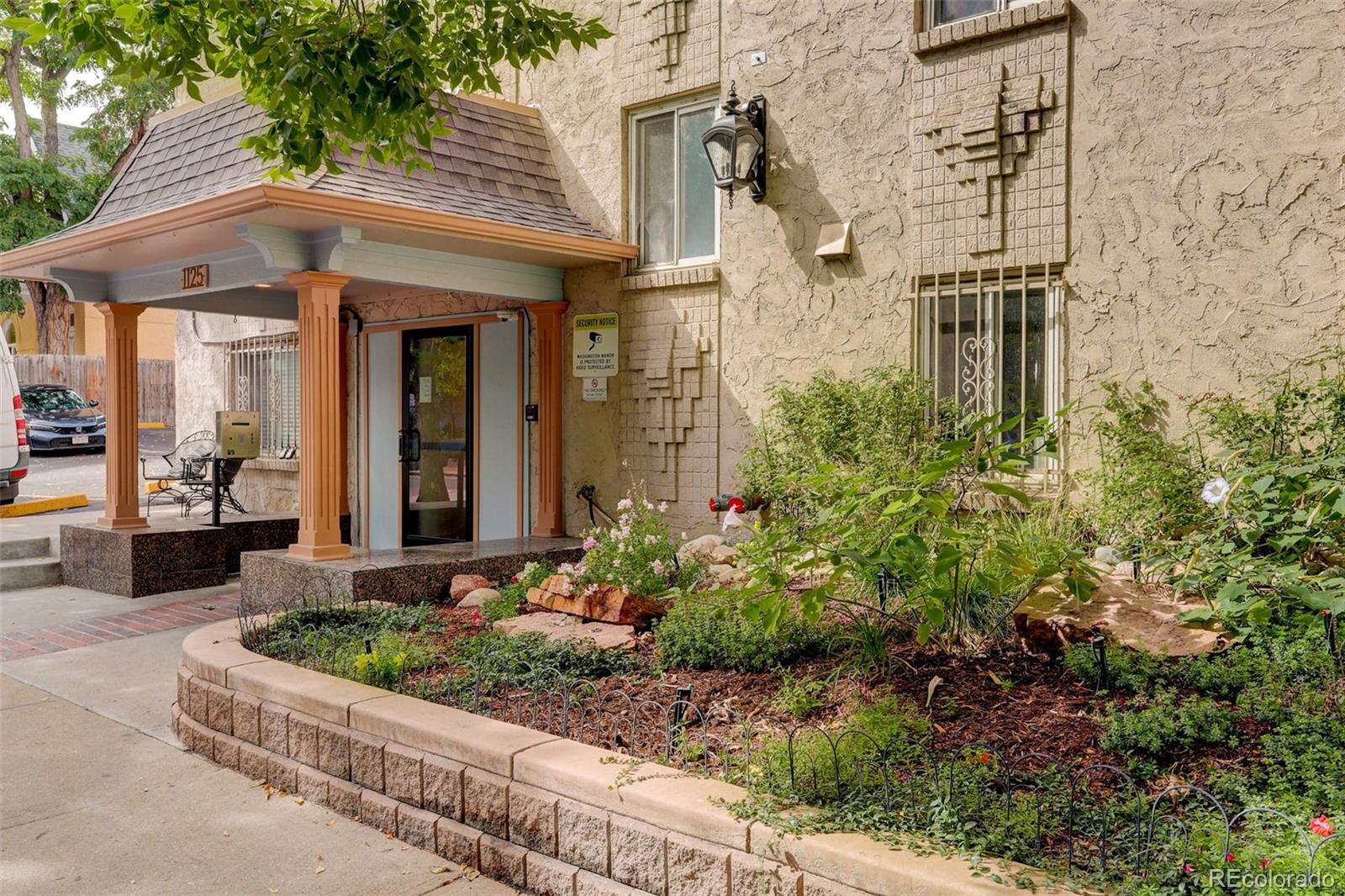 1125 N Washington Street Unit: 206