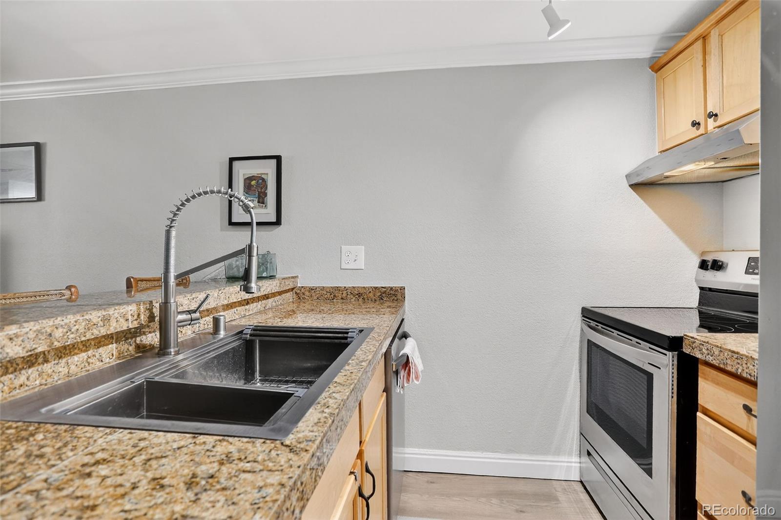 1125 N Washington Street Unit: 206