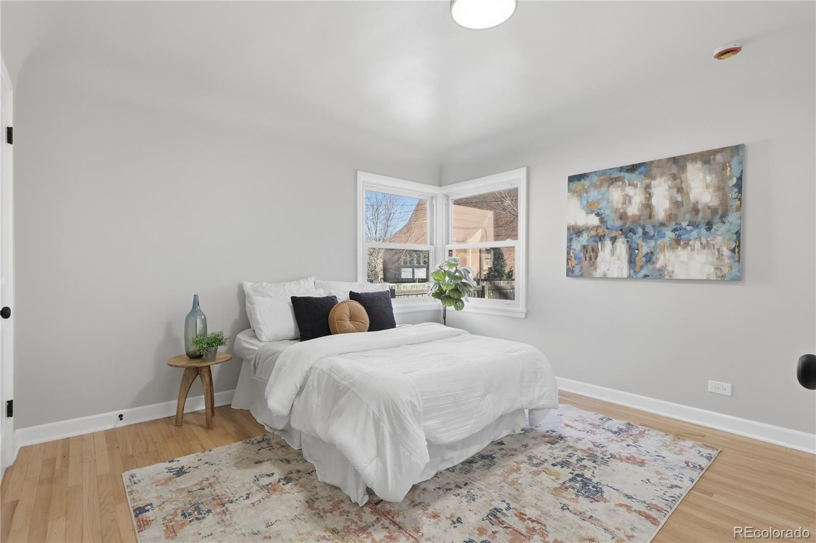 2732 S Downing Circle