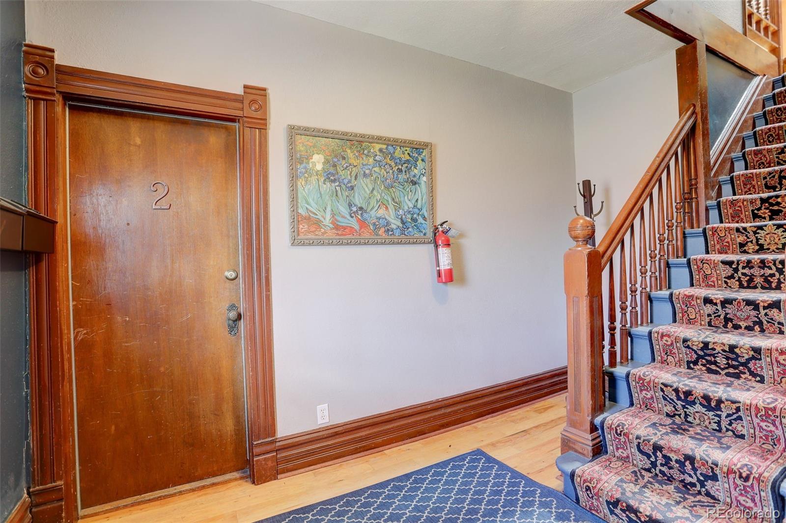 124 E Colorado Avenue Unit: 2