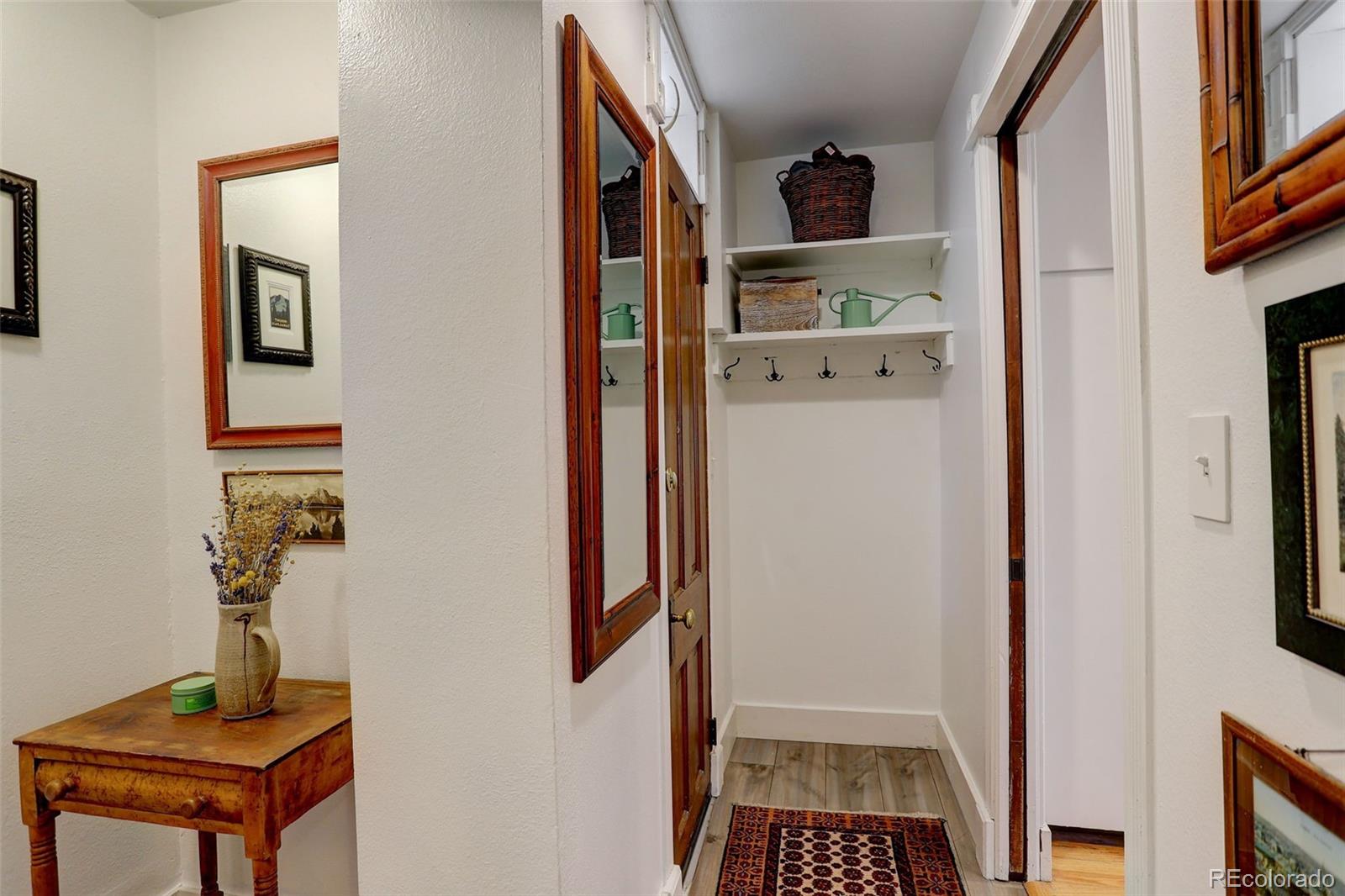 124 E Colorado Avenue Unit: 2