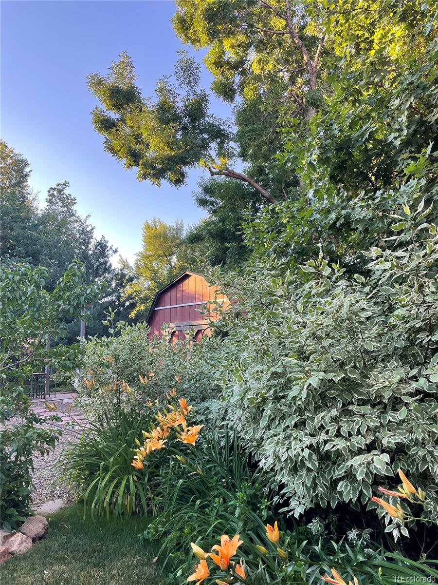 124 E Colorado Avenue Unit: 2