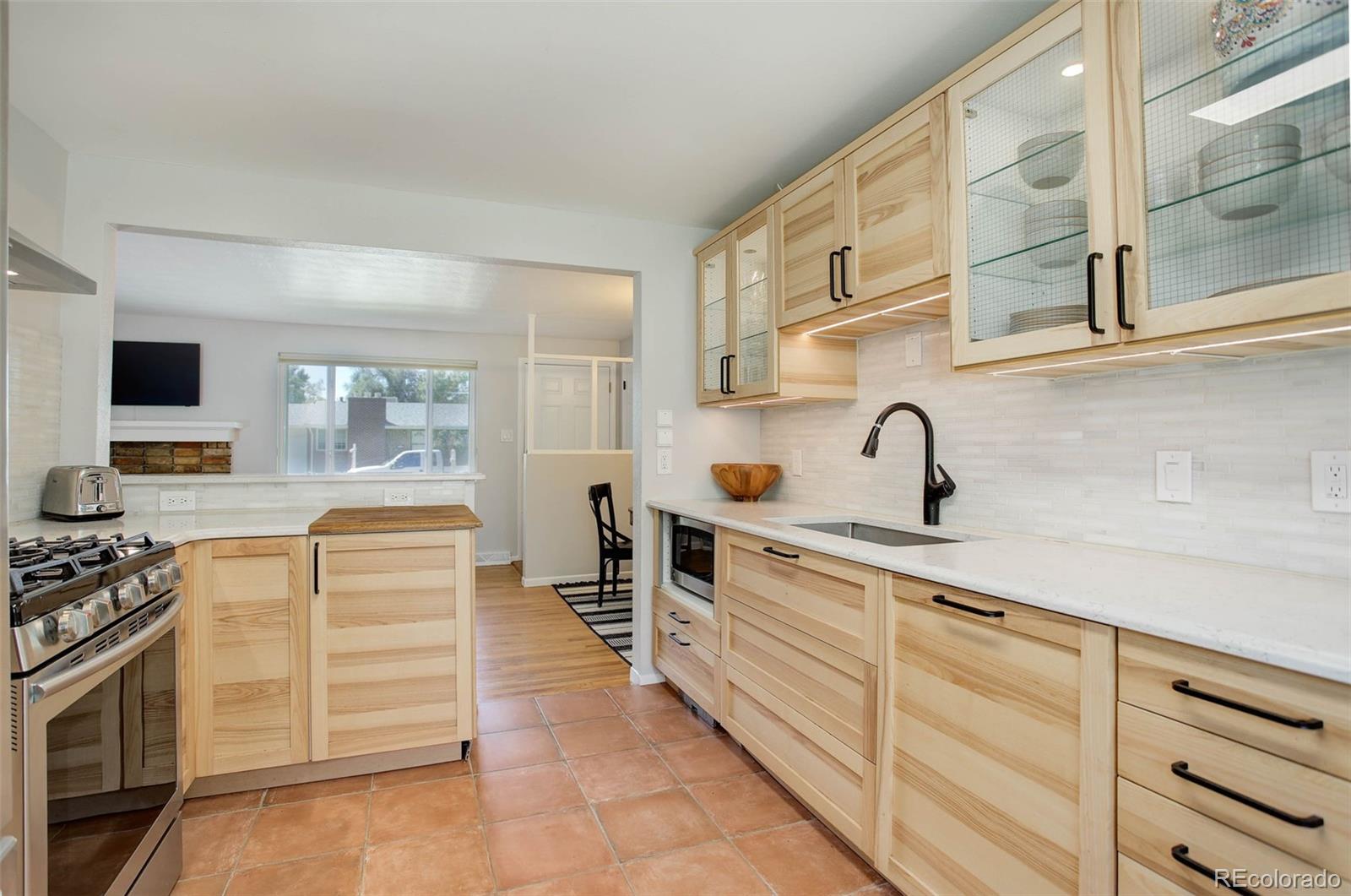 3541 W Patterson Place