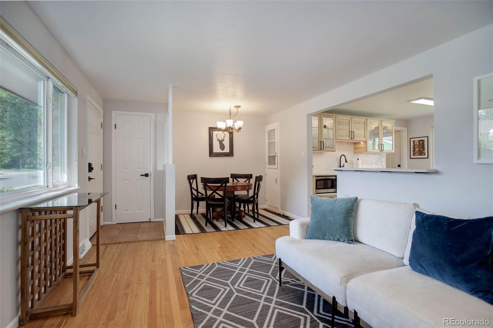 3541 W Patterson Place