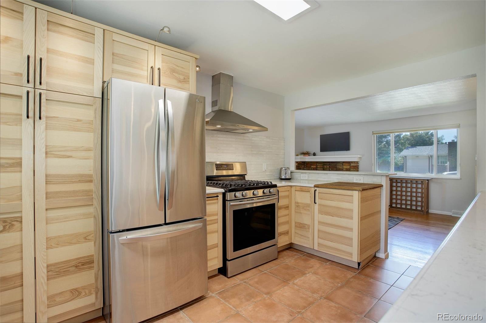 3541 W Patterson Place