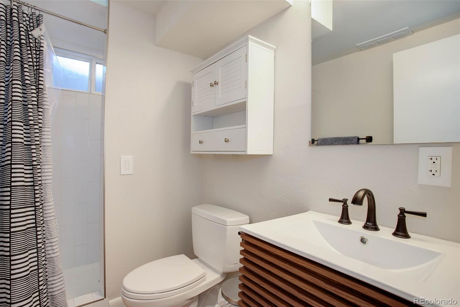 3541 W Patterson Place