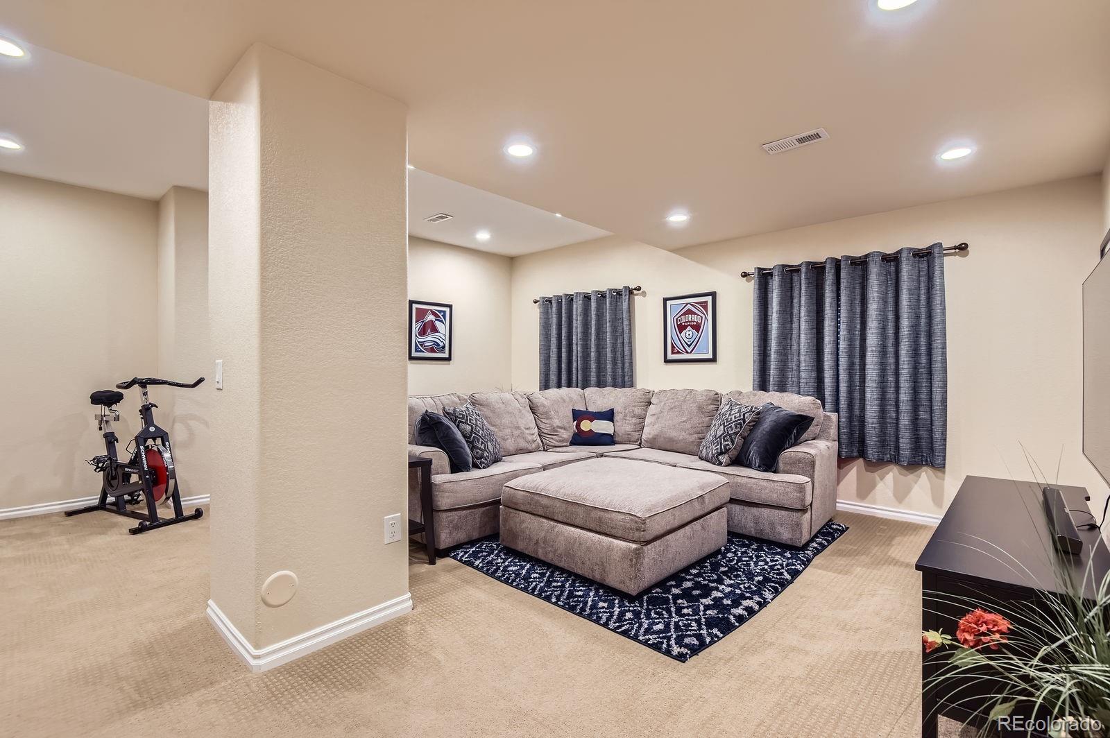 10873 Huntwick Street