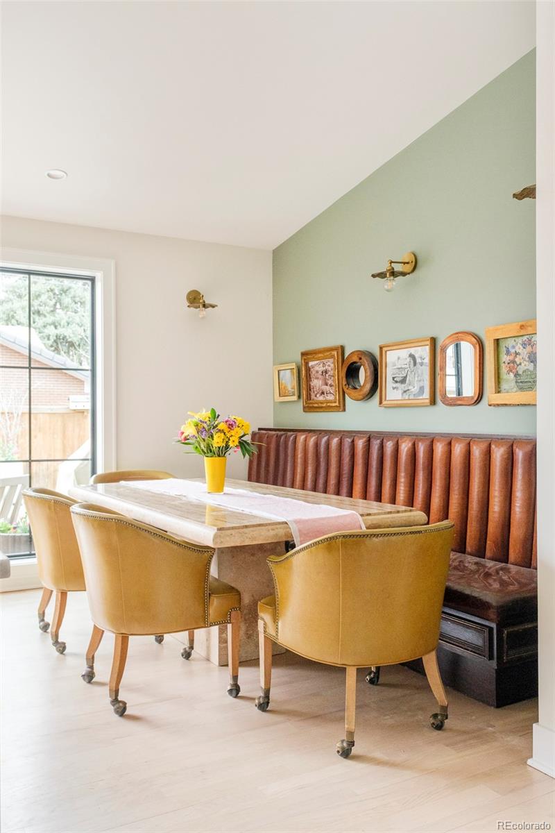 3235 S Saint Paul Street