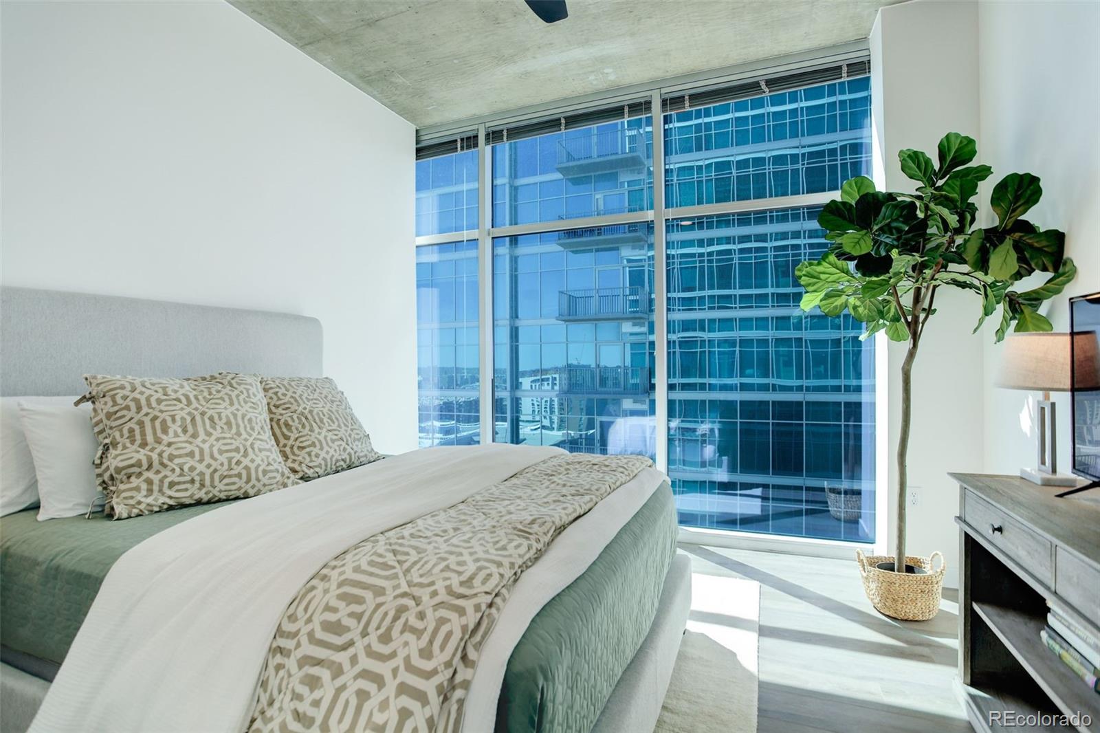 1700 Bassett Street Unit: 1517