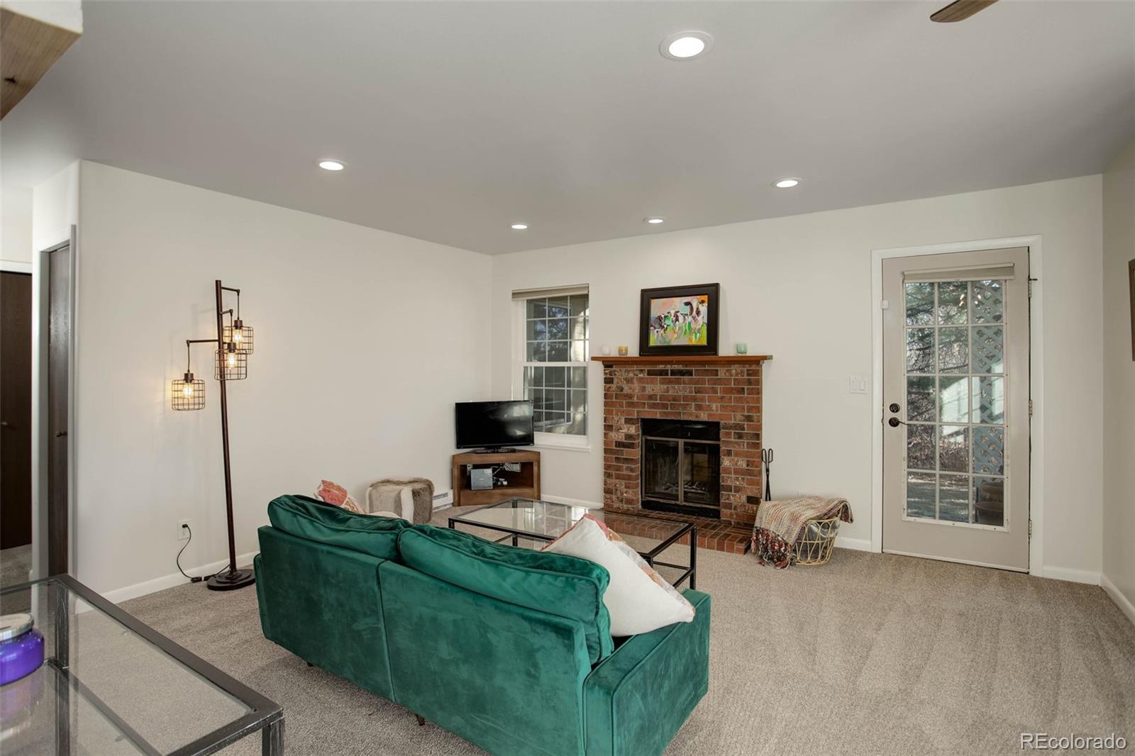 1300 W Stuart Street Unit: 23