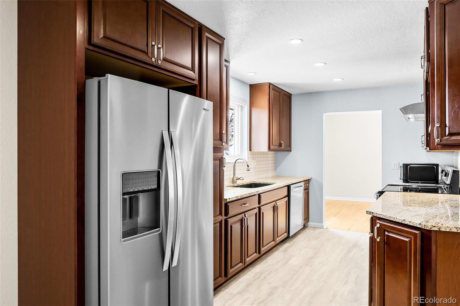 1662 S Everett Street