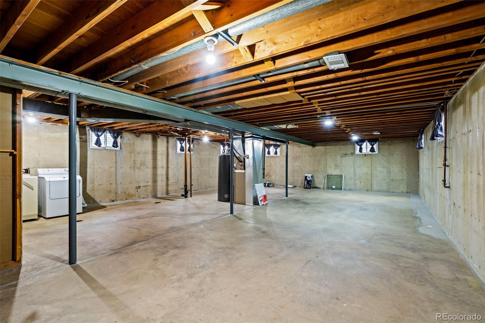 1662 S Everett Street