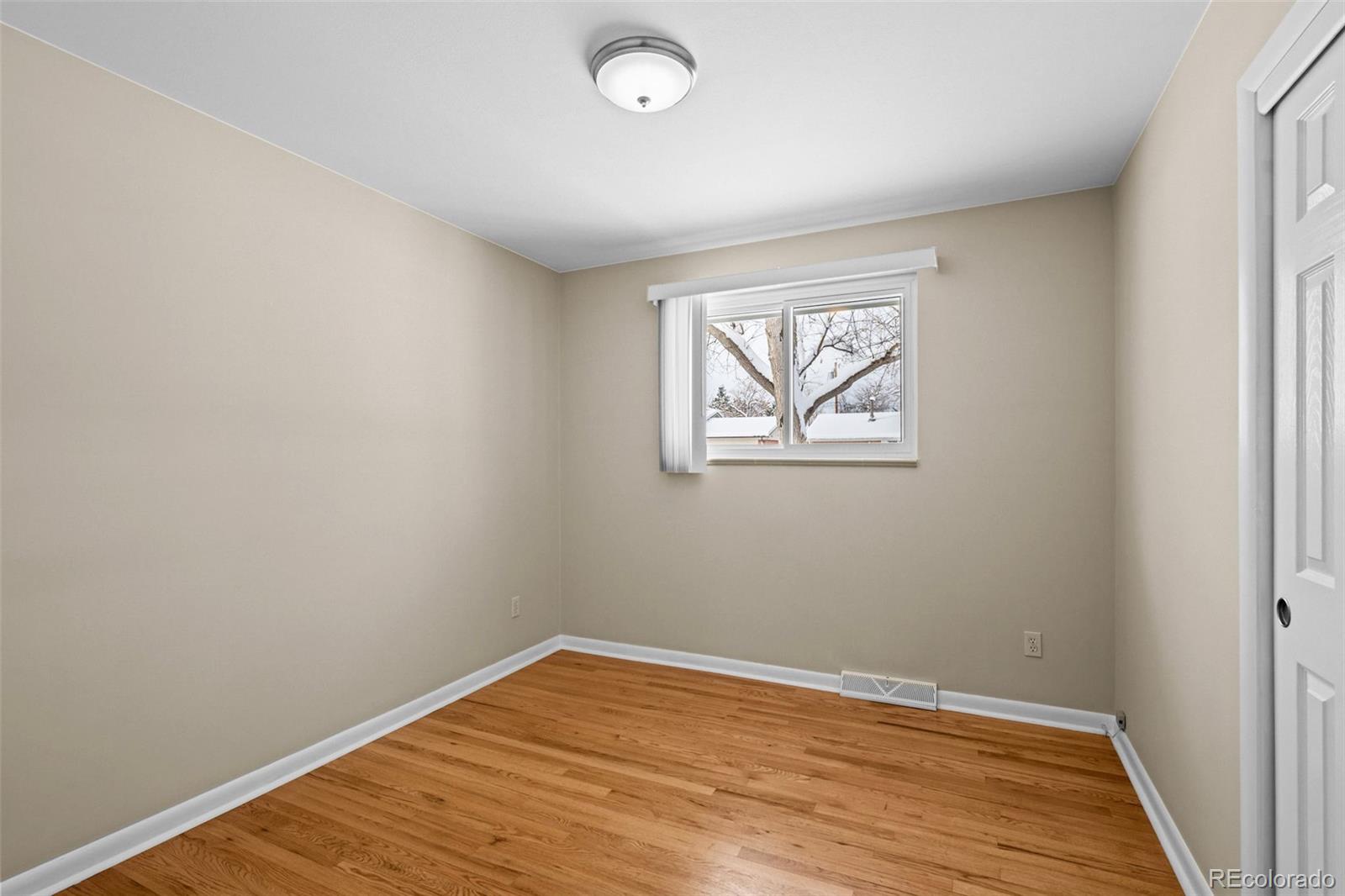 1662 S Everett Street