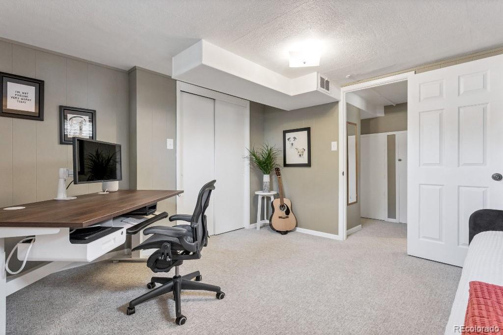 4639 Saulsbury Street