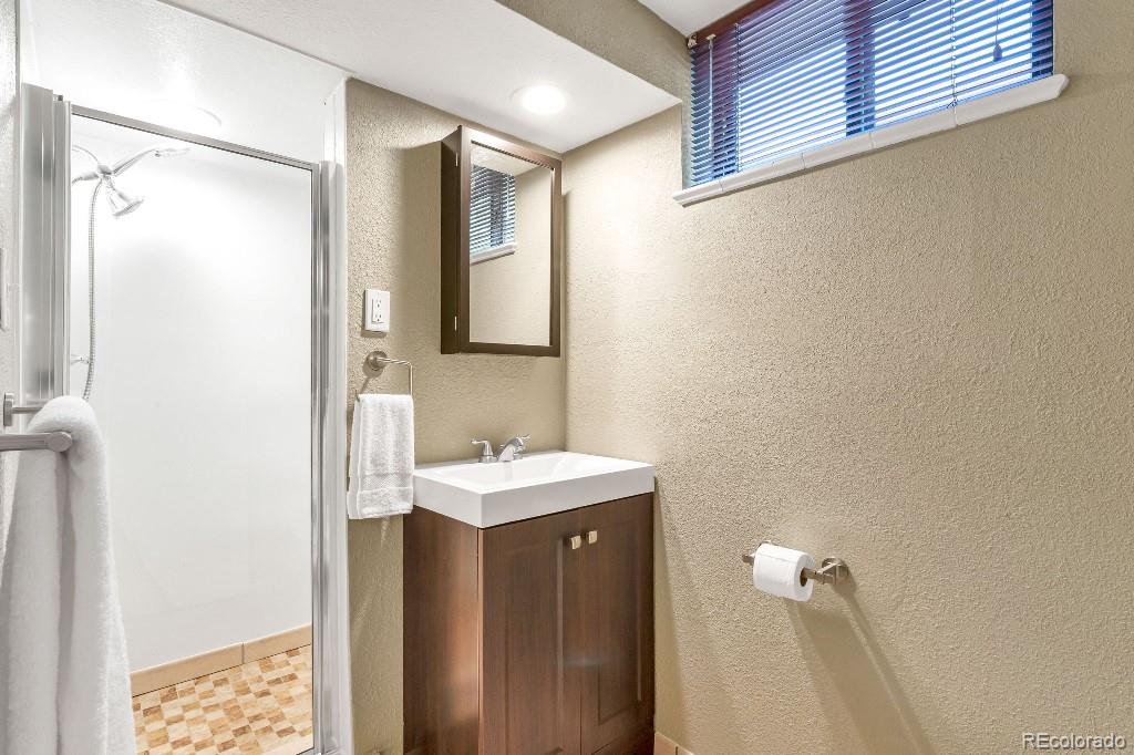 4639 Saulsbury Street