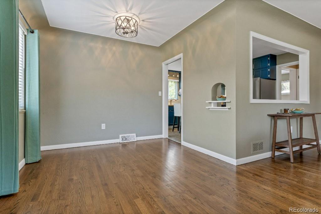 4639 Saulsbury Street