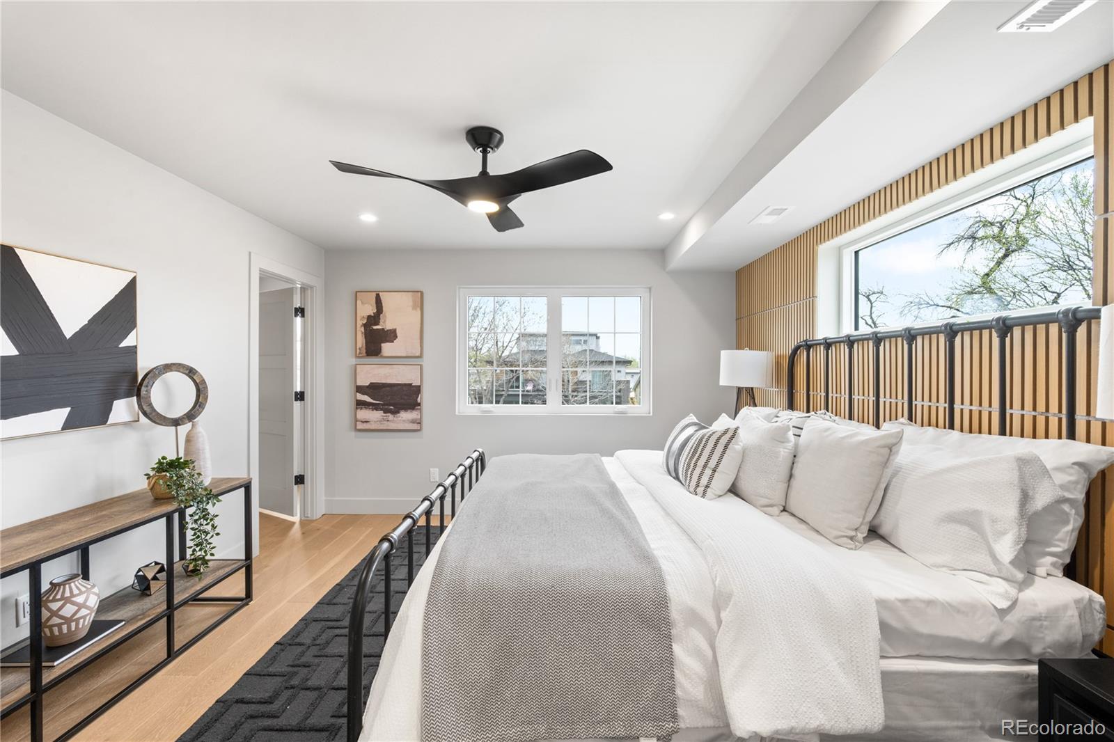 2520 S Cherokee Street