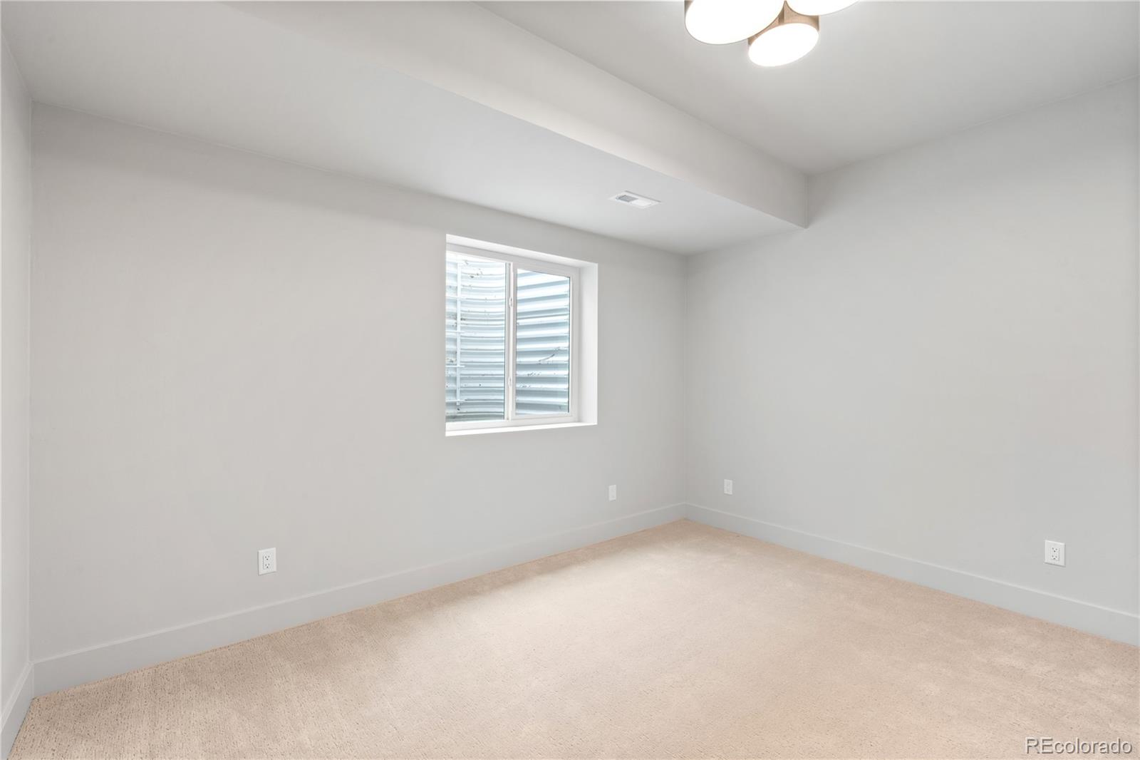 2520 S Cherokee Street