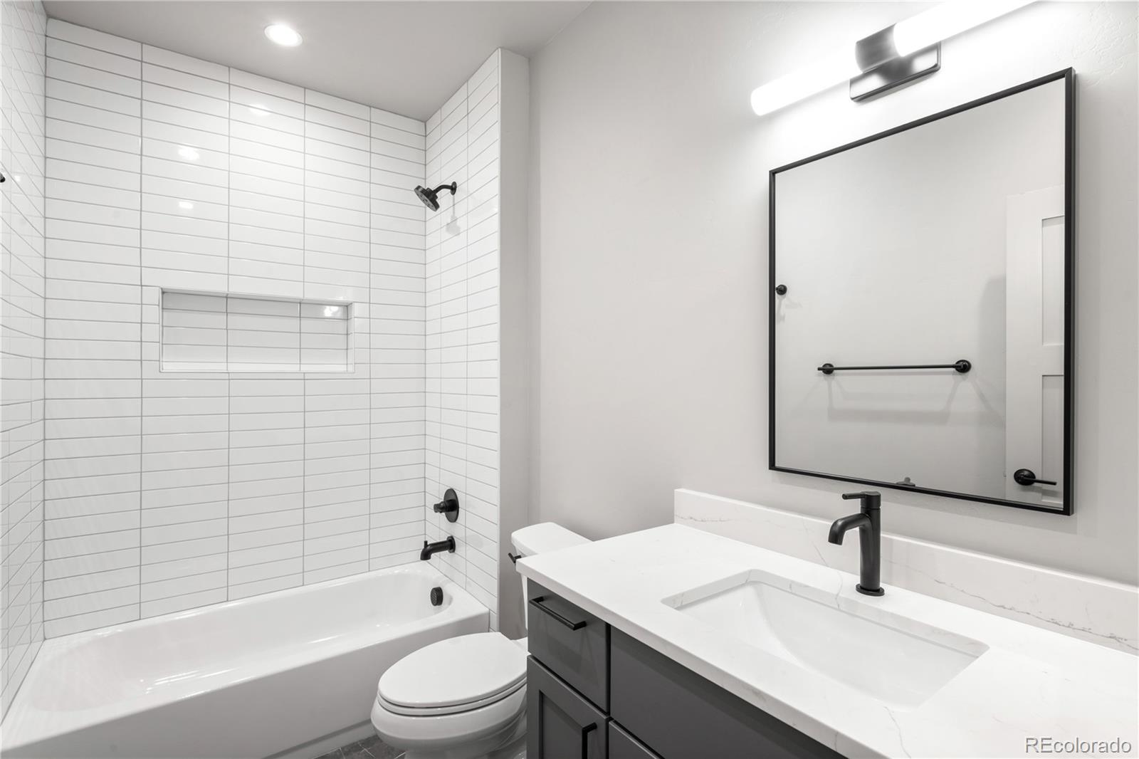 2520 S Cherokee Street