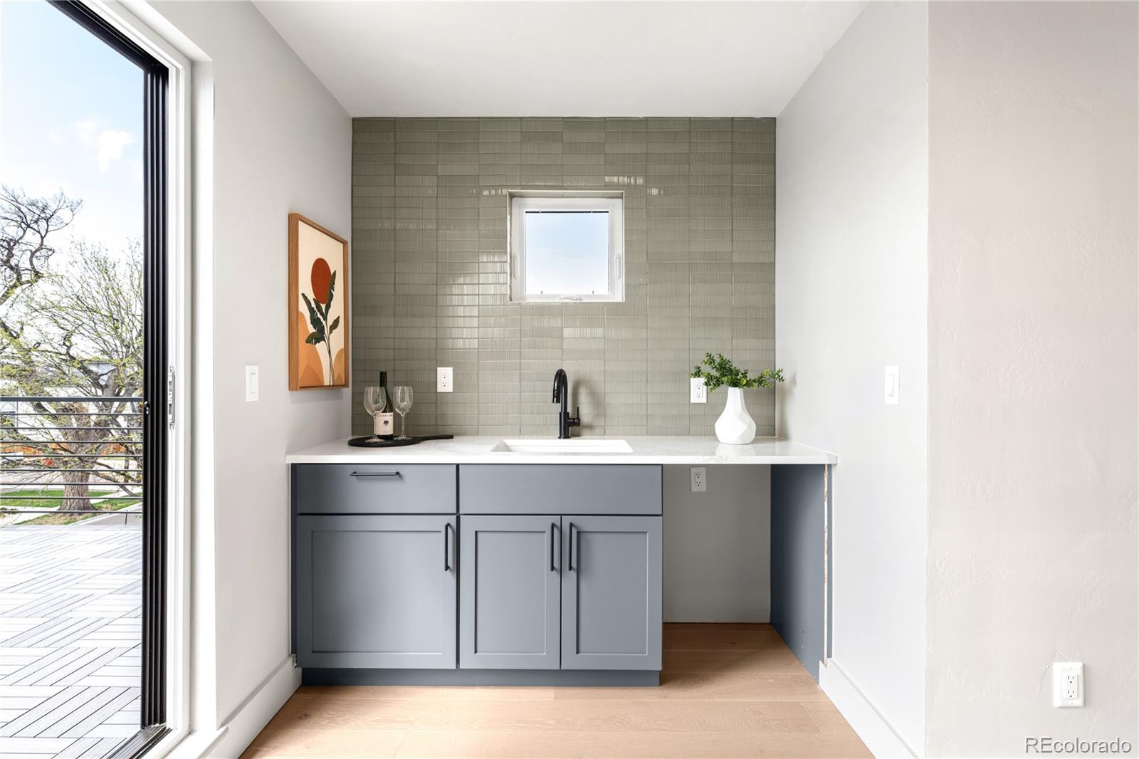 2520 S Cherokee Street